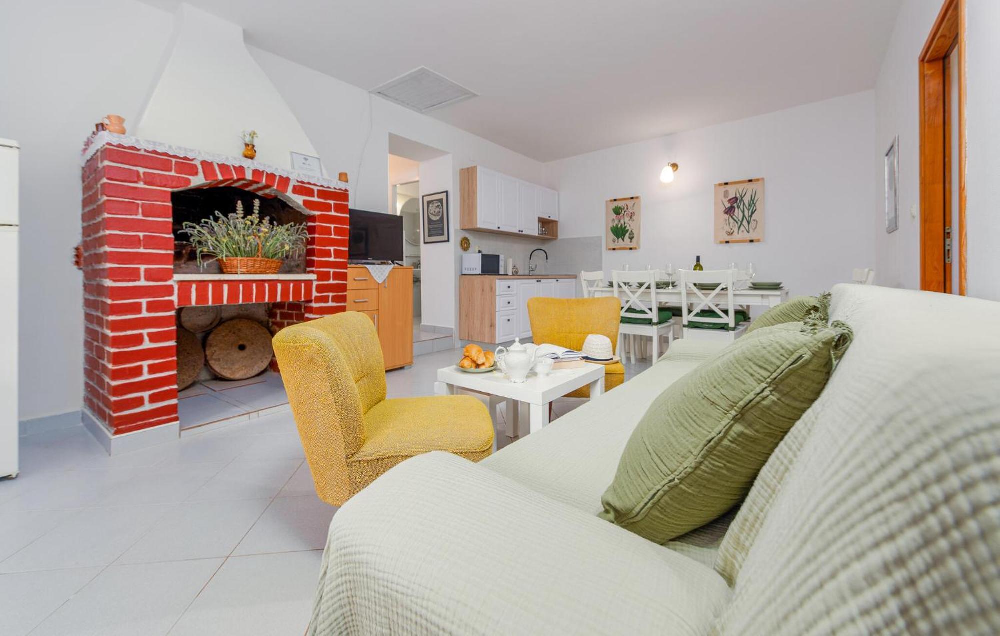Beautiful Home In Novalja With Wifi Zewnętrze zdjęcie