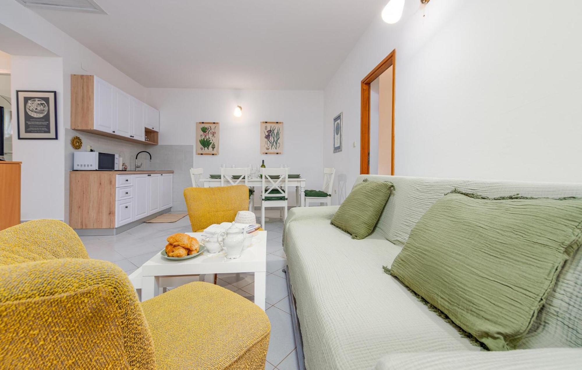 Beautiful Home In Novalja With Wifi Zewnętrze zdjęcie